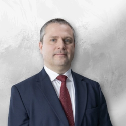 Bóné László